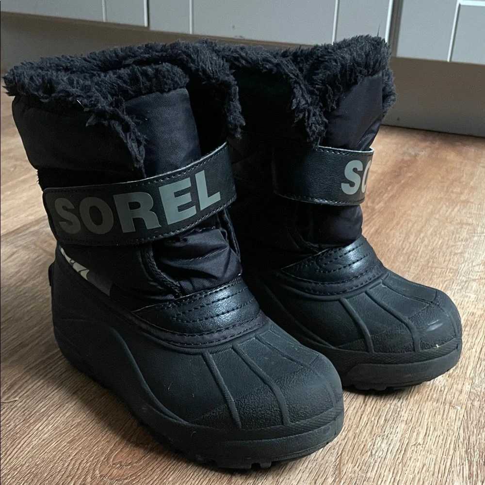 Sorel‎ Kids Black Snow Boots Waterproof Lined Winter Boots Strap Closure Great